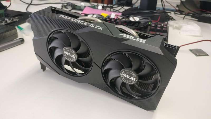 GTX 1660 Super 6GB - Asus Dual