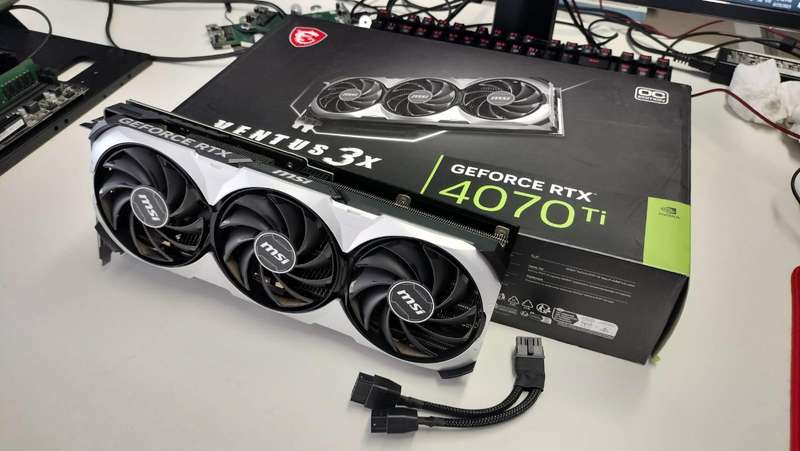 RTX 4070 Ti 12GB - MSI VENTUS 3X