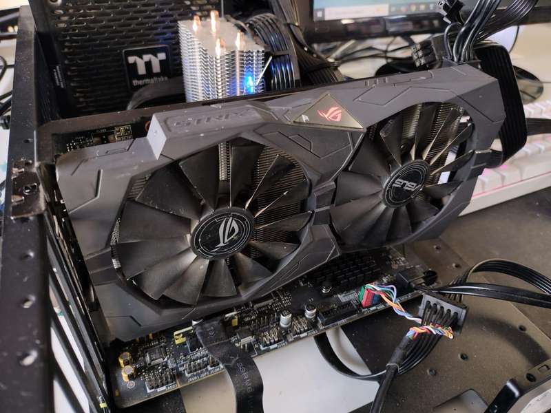 ASUS ROG-STRIX RX570 4GB