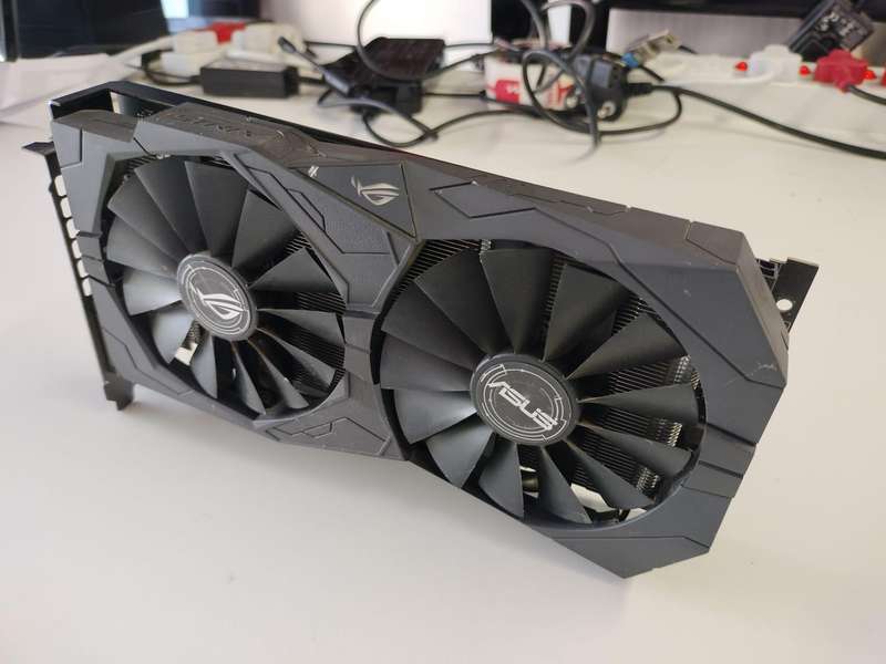 ASUS ROG-STRIX RX570 4GB