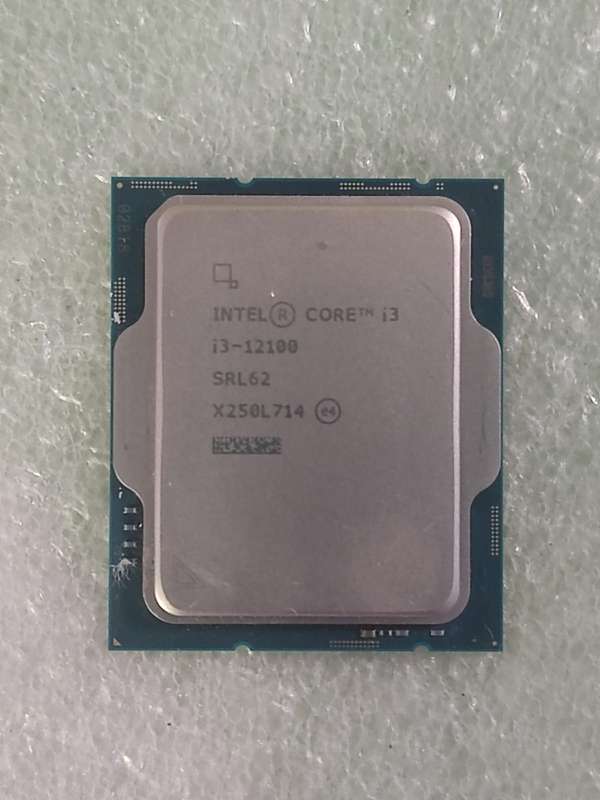 12th Gen Core i3-12100 CPU