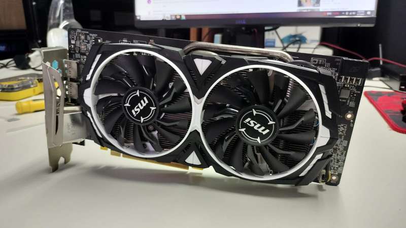 RX 580 4GB - MSI ARMOR