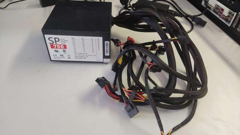 750W Power Supply (non-modular)
