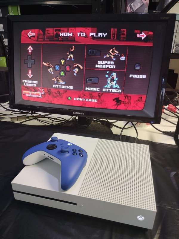 Xbox One S 1TB & Controller