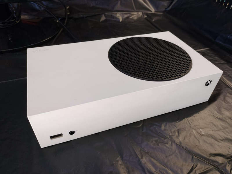 XBOX Series S + Controller