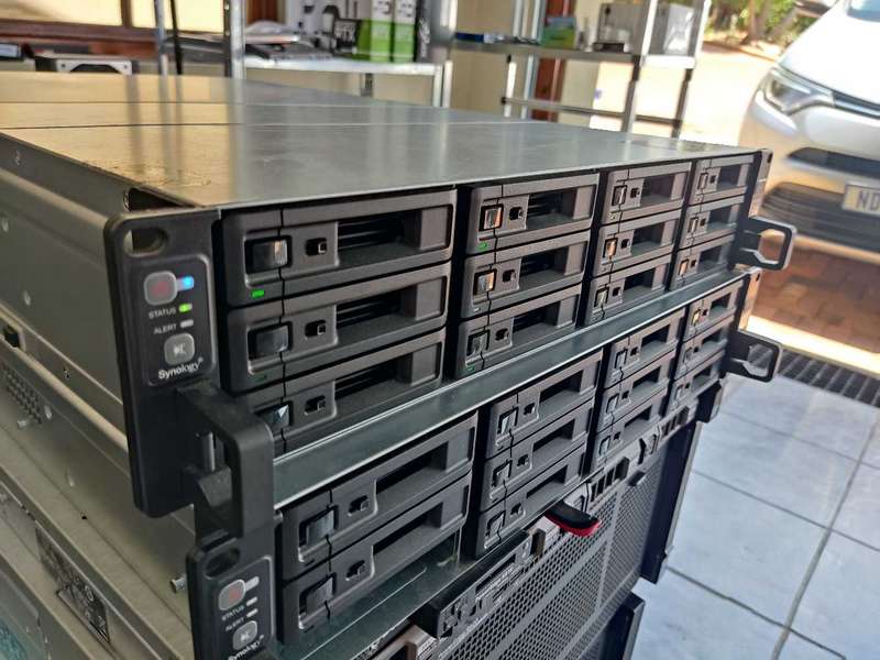 12 Bay NAS - Synology RS2418+ RackStation