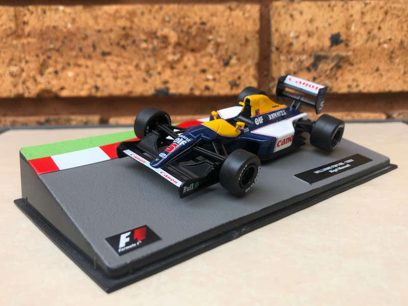Williams FW14B, 1992 (#5, Nigel Mansell) + magazine