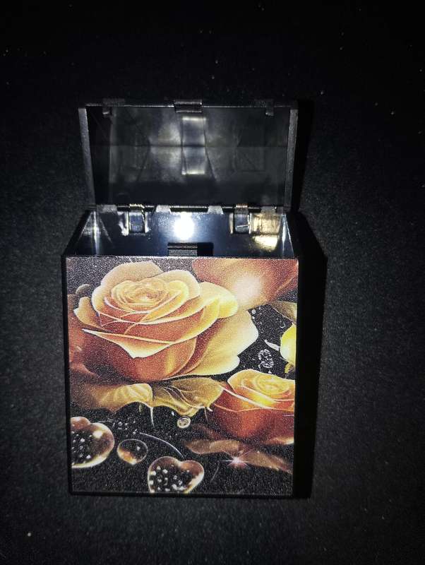 CIGARETTE BOX HOLDER ( ROSE DESIGN )