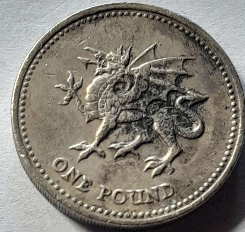 British One Pound  Coin - 2000