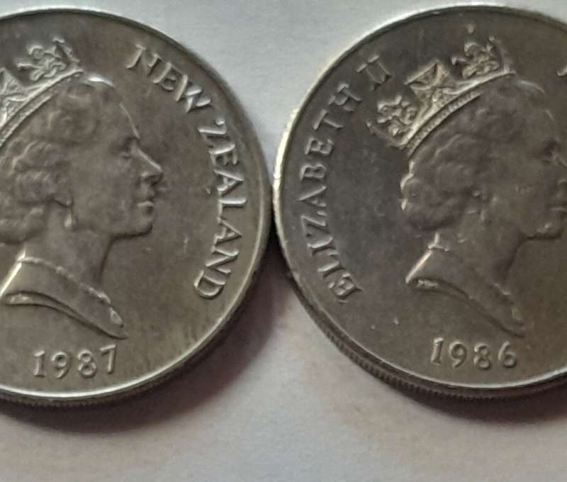 2 x New Zealand 20 Cent Coins - 1986 & 1987