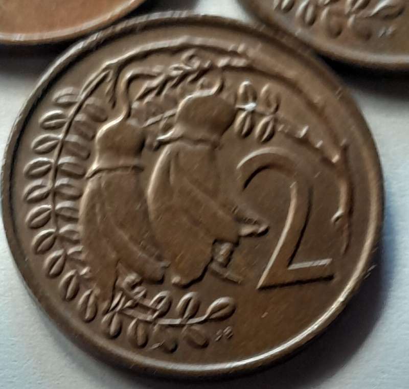 3 x New Zealand 2 Cent Coin - 1974 1975 & 1987