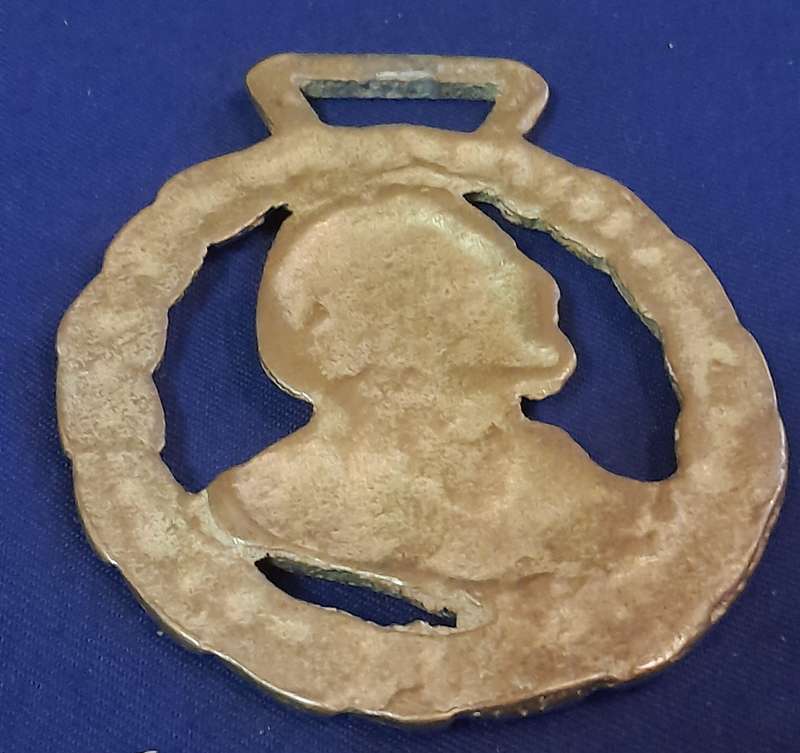 Vintage Single Horse Brass  William Shakespeare's Head Theatre Strafford The Bard