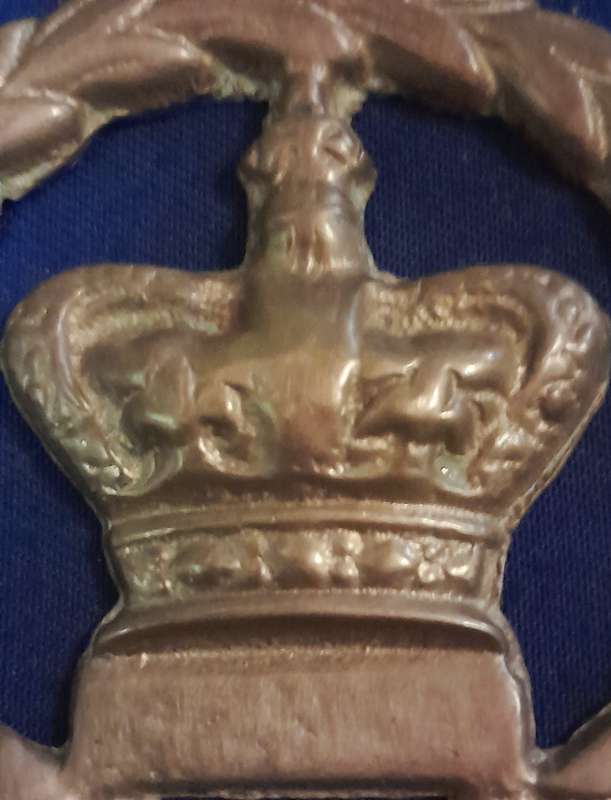 Vintage Single Horse Brass - 1953 Queen Elizabeth Coronation Crown Laurel Wreath