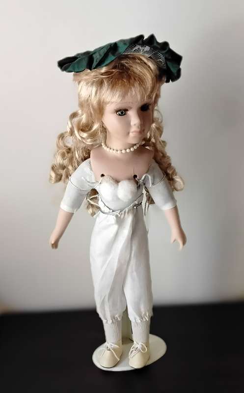 Vintage Porcelain Display Soll on Stand