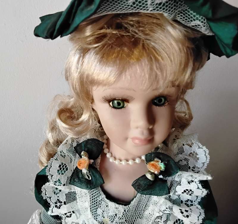 Vintage Porcelain Display Soll on Stand