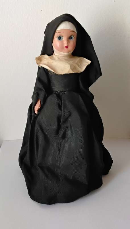 Vintage Composition Nun Doll c1959's - Small