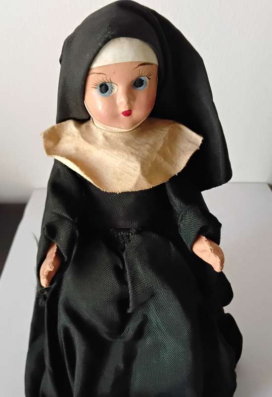 Vintage Composition Nun Doll c1959's - Small