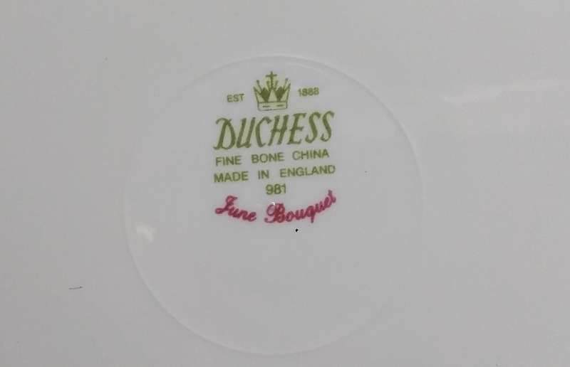 Royal Albert and other Vintage English Porcelain Plates and Saucer - 5 Pieces