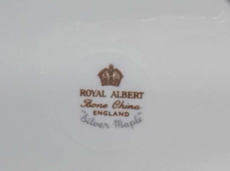 Royal Albert and other Vintage English Porcelain Plates and Saucer - 5 Pieces