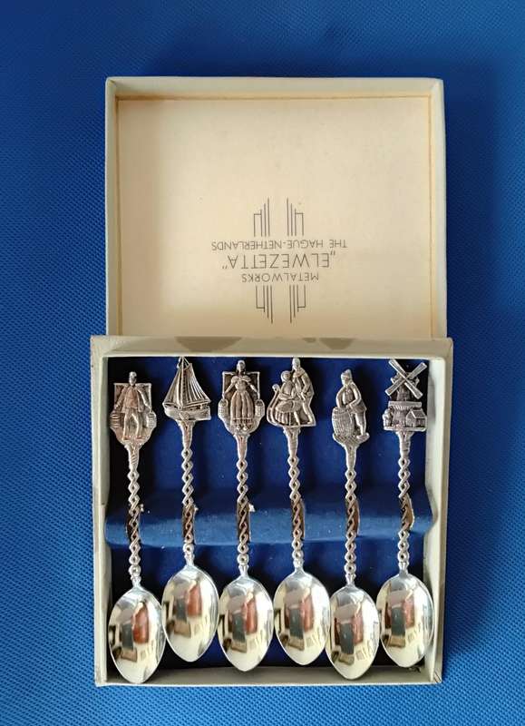 Royal Dutch Silverworks (Elwezetta) Set of 6 Boxed Charm  Style Spoons