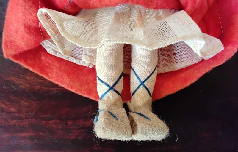 Assorted souvenir and Miniature Dolls