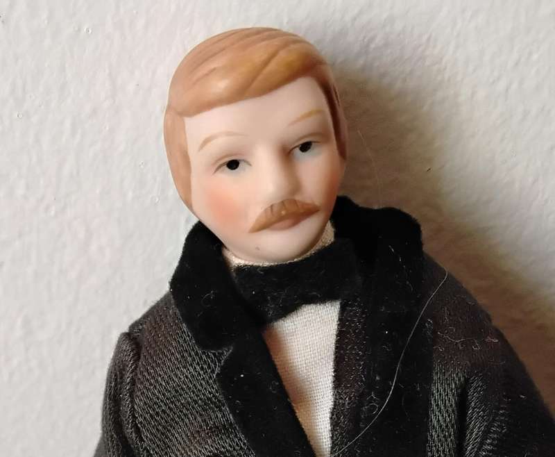 Assorted souvenir and Miniature Dolls
