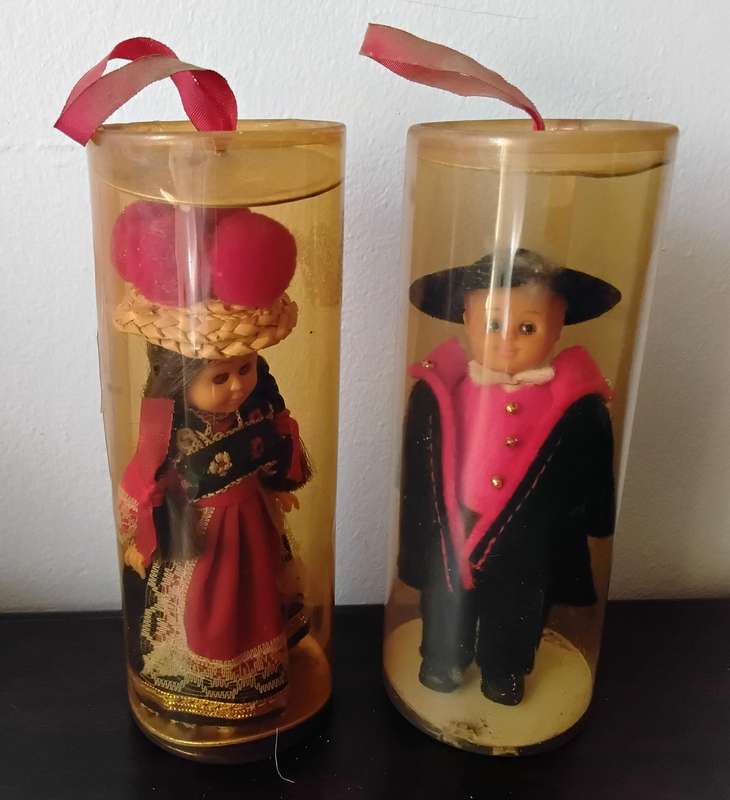Assorted souvenir and Miniature Dolls