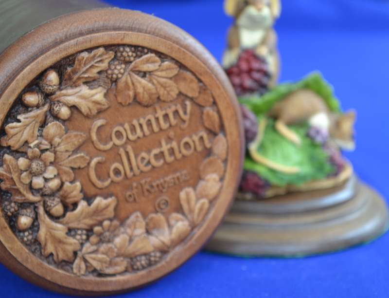 Collectable "Country Collection of Knysna" Limited Edition Country Mice - Berries