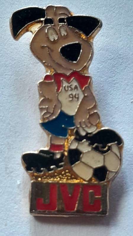 Vintage 1994 FIFA World CUP lapel pins Featuring Striker the Mascot