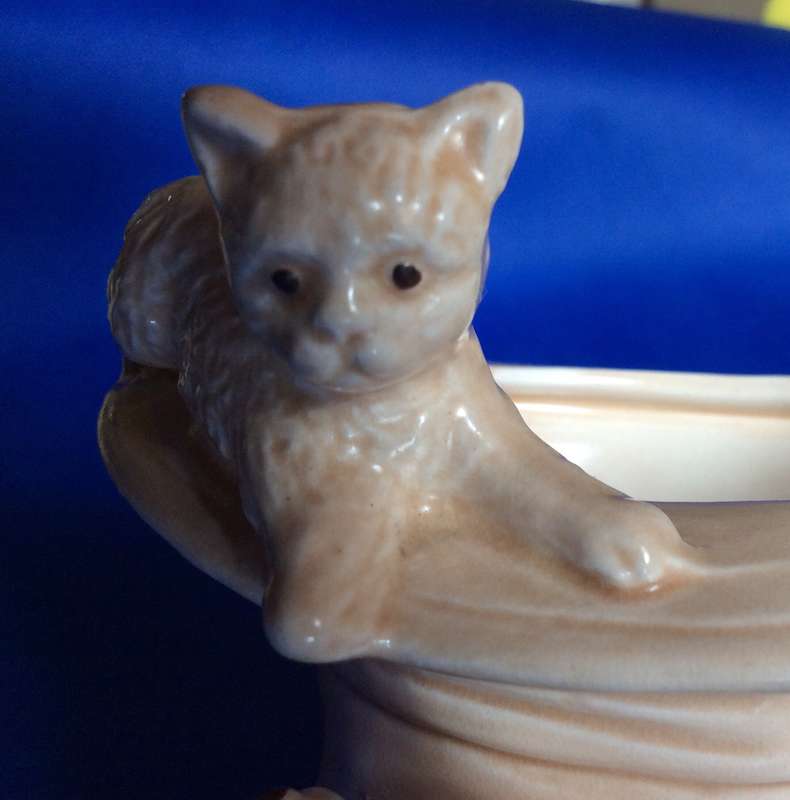 Vintage Sylvac Cat and Dog on Top Hat Posy Vase c1940s