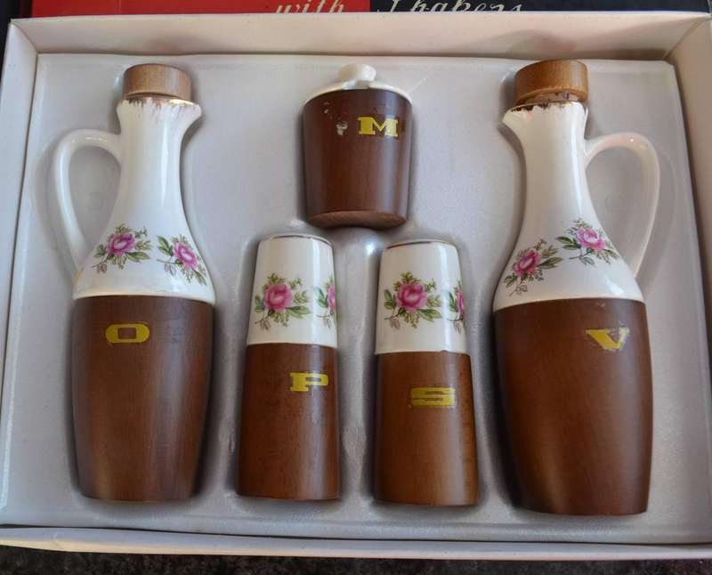 Hostess Vintage Condiment Set and Server Set- Boxed