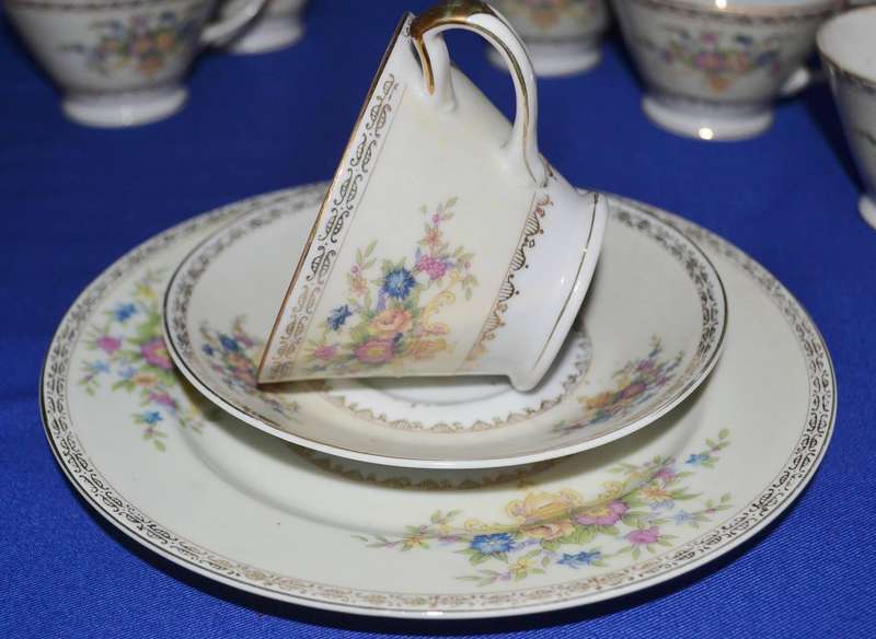 Noritake Japan Vintage Part Tea Set