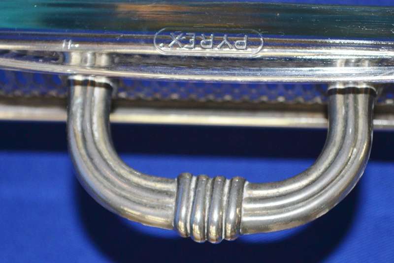 Vintage Silver Plated Footed Serving Dish Holder with Pyrex Serving Dish