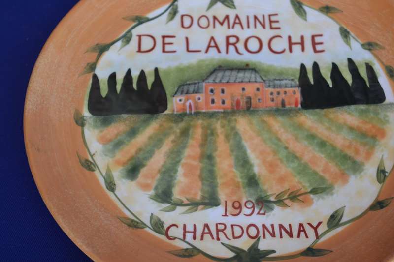 Set of 4 Susan Winget "Chateau" Plates with wall hanging clips