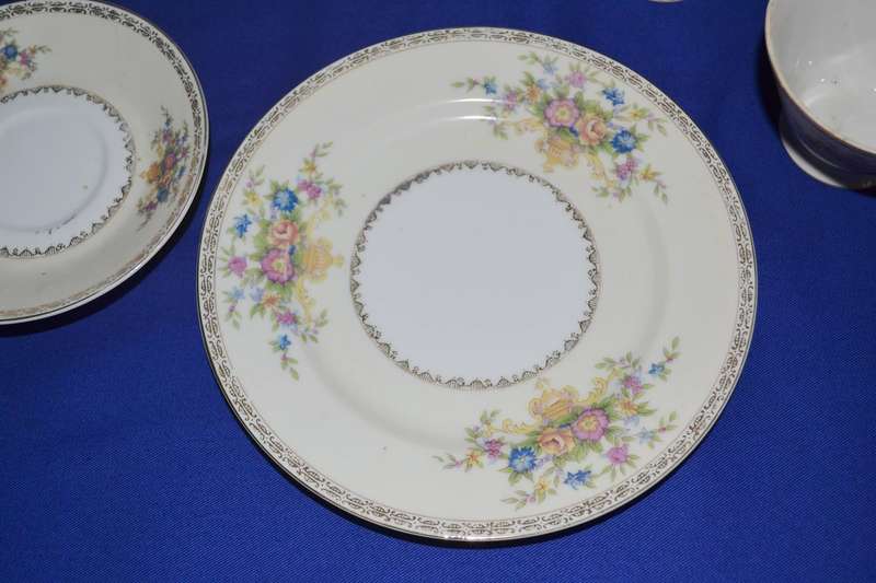 Noritake Japan Vintage Part Tea Set