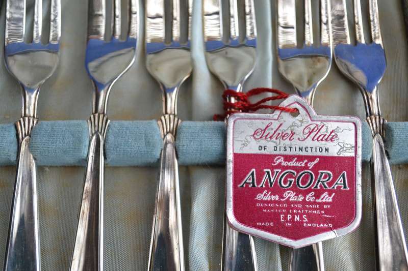 Set of 6 Angora Silver Plate Cake Forks in Presentation Box