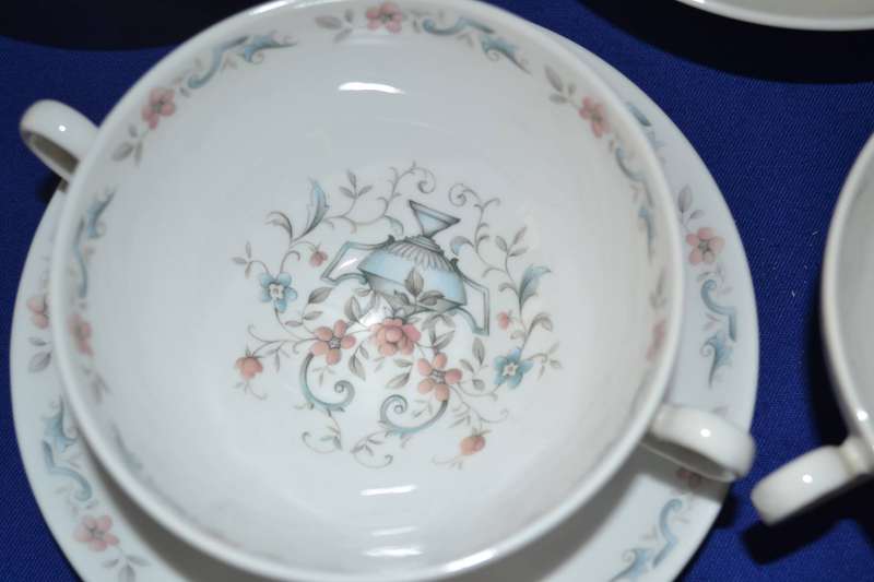 Vintage Ridgway Bone China Items 6 Pieces in the Pavan Pattern