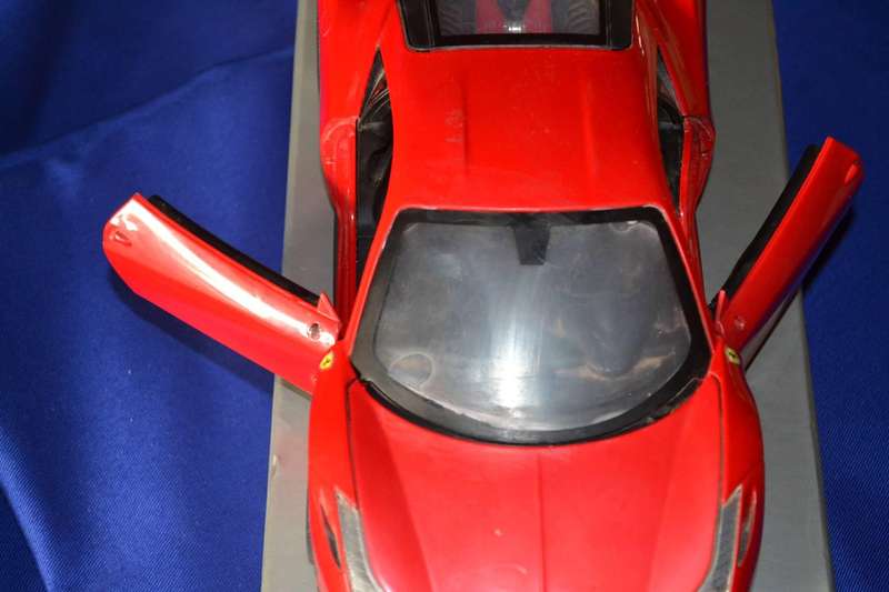 Hot Wheels Die-Cast Model - Ferrari  458 Italia