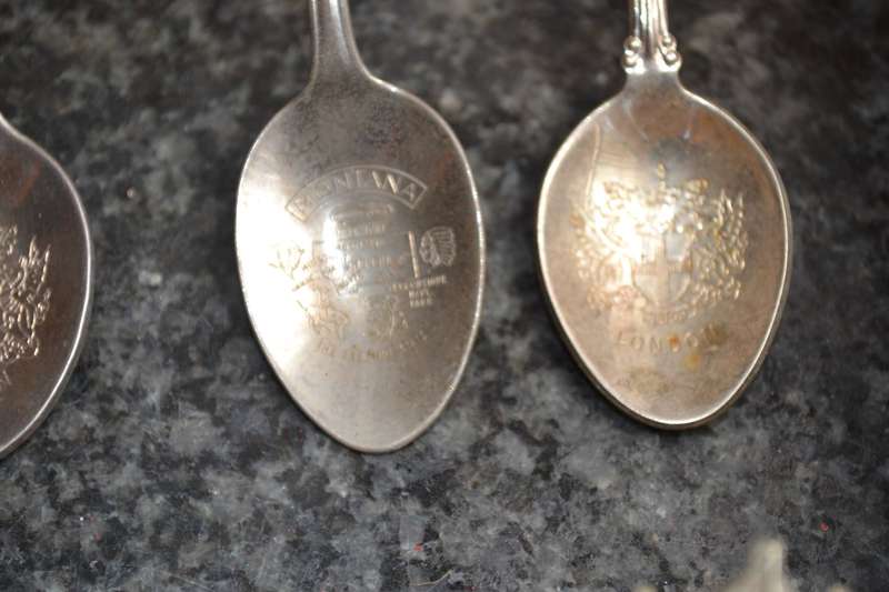 Collectable vintage Charm Style Handle Spoons in wooden Display Rack - 24 Spoons