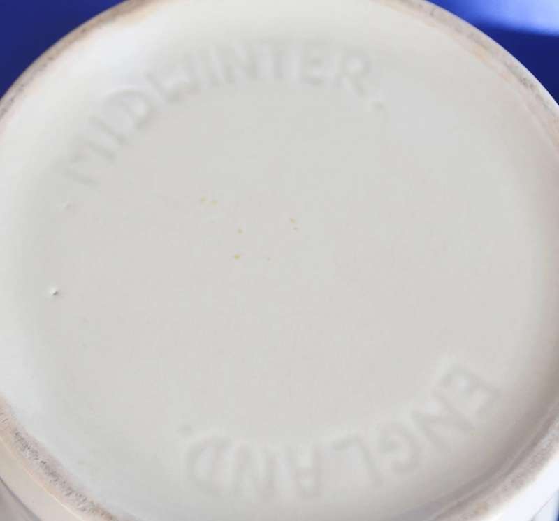 Midwinter Pottery Items in the October Pattern - 6 Pieces
