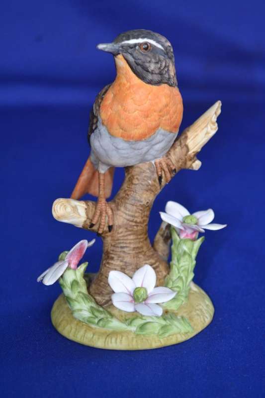 Limited edition Heritage Porcelain Cape Robin model