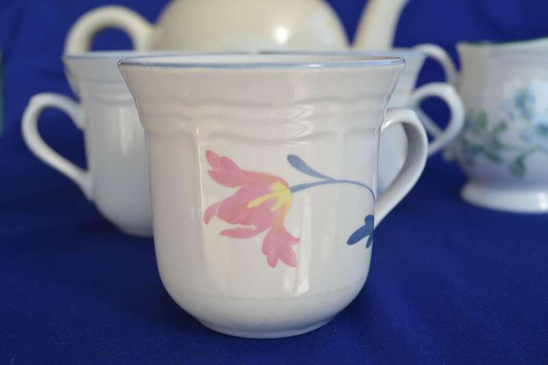 Ever-Hot Tea Pot, Coffee Mugs By Avonlea and Milk Jug