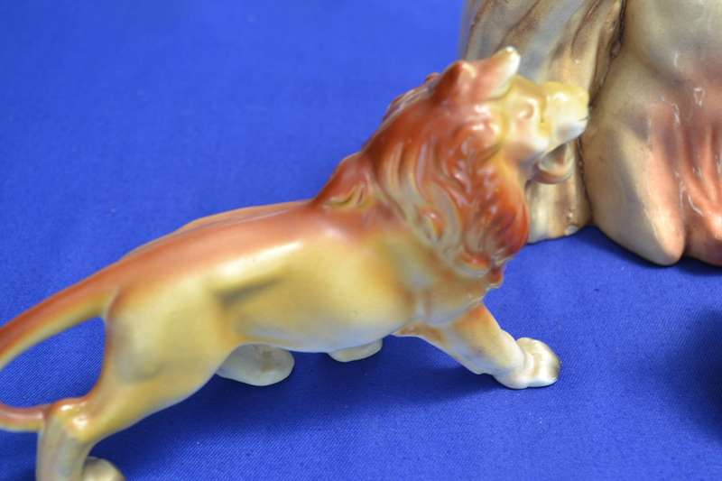 Assorted Vintage Porcelain Ornaments - 3 Pieces