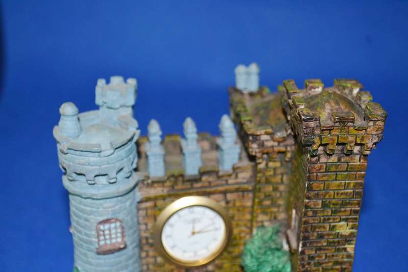 Collectable Vintage Resin Clocks x 2