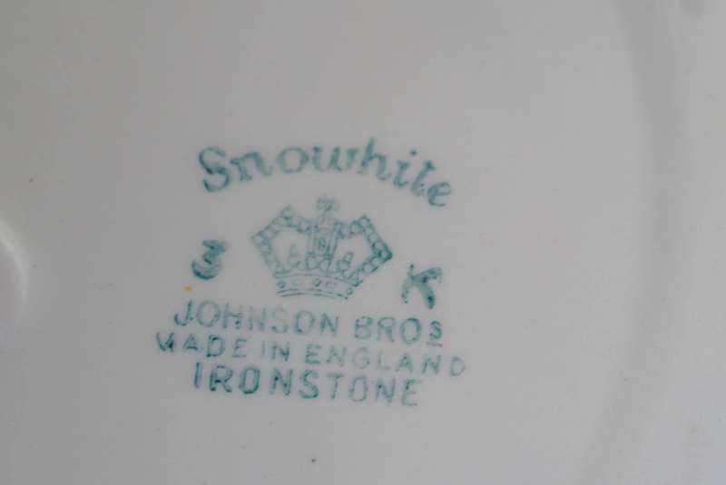 Johnson Bros Snowhite Ironstone 3 Tier Cake Stand