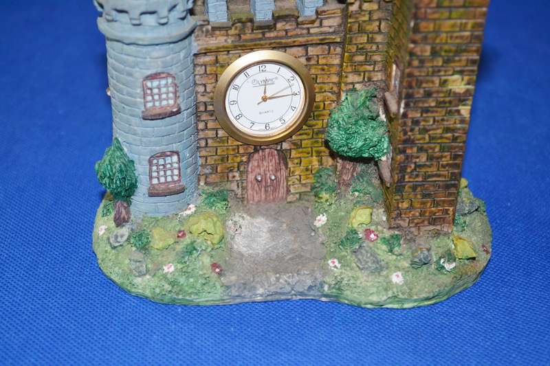 Collectable Vintage Resin Clocks x 2