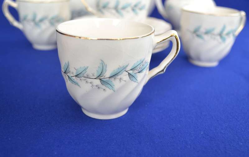 Johnson Bros Vintage "Old Chelsea" Part Coffee Set
