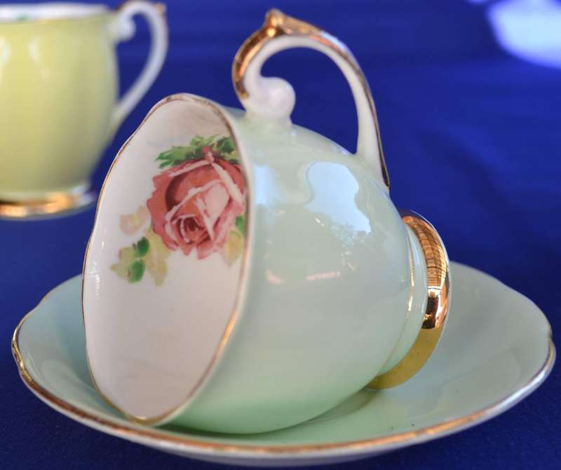 Queen Anne Duo, Sugar Bowl and Creamer - Vintage