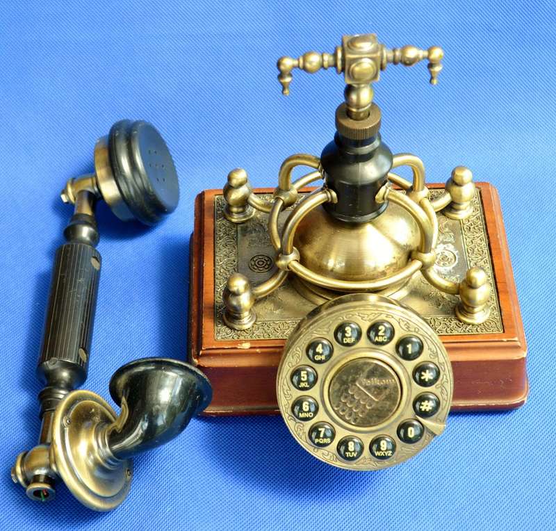 Vintage Style Telephone in an Antique French Design - Display Only