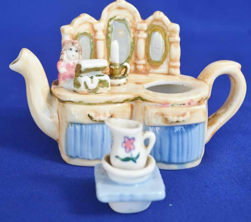 Paul Cardew Collectable Miniature Tea Pot